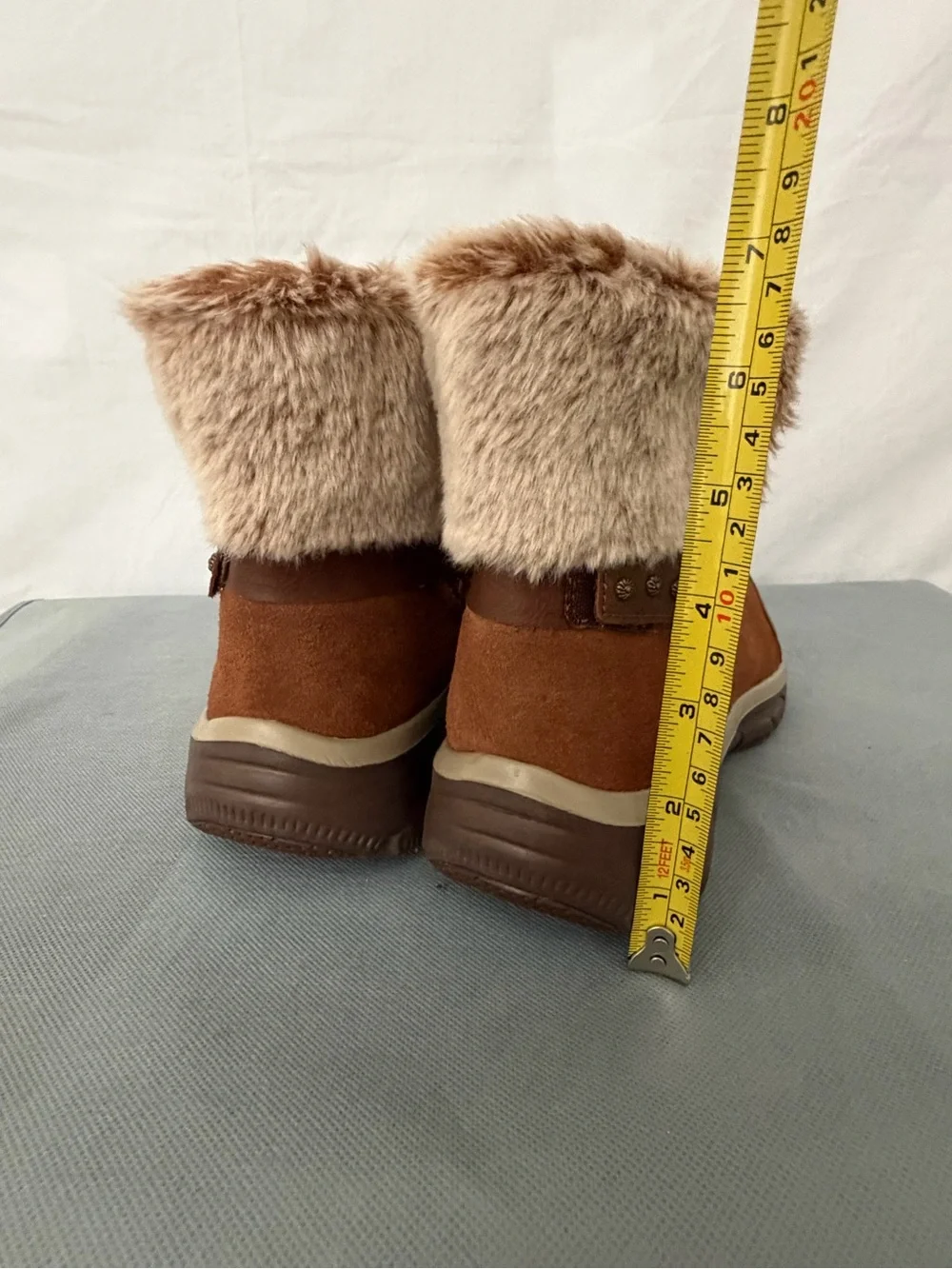 Skechers Easy Going Quantum Brown Women’s Boots Size 10 (B242)